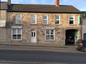 Comber Courtyard Apartment